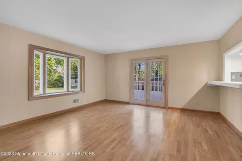 14 Daniel Dr, Matawan, NJ 07747 photo 25