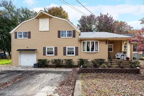 25 W Pleasant Grove Rd, Jackson, NJ 08527
