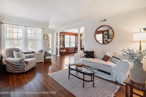 26 Park Ave, Rumson, NJ 07760 photo 4