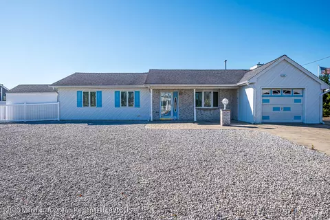 205 Biscayne Rd, Barnegat, NJ 08005