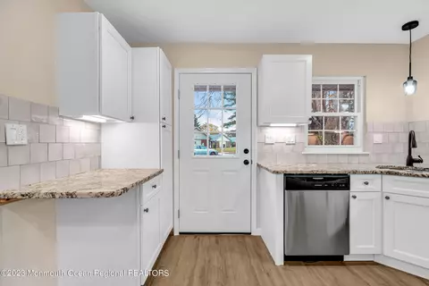 1065 Fife Ct #B, Lakewood, NJ 08701