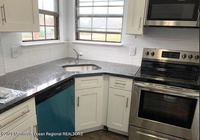 307 2nd St, Waretown, NJ 08758 photo 8