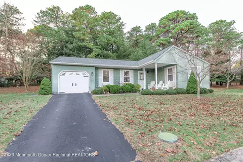 7 Valley Ct #54A, Whiting, NJ 08759