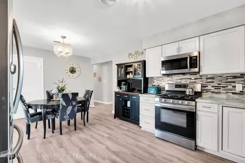 523 Kadlubeck Way, Little Egg Harbor, NJ 08087