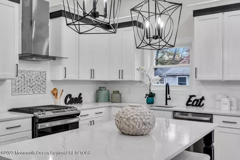 11 E 6th St, Howell, NJ 07731 photo 3