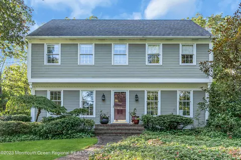 915 Birch Dr, Brielle, NJ 08730