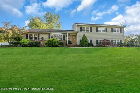 16 Barbara Ter, Middletown, NJ 07748
