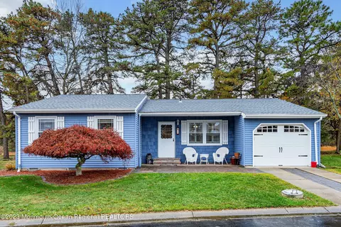 30 Augusta Rd #73, Whiting, NJ 08759