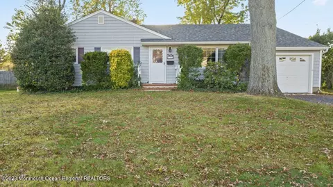 312 Winchester Dr, Brick, NJ 08724