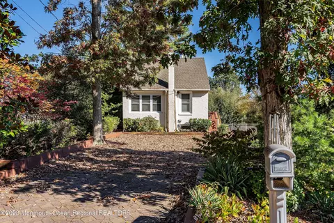 387 Overlook Dr, Neptune City, NJ 07753