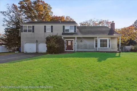 1963 Hazelwood Rd, Toms River, NJ 08753
