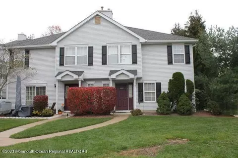 637 Windflower Ct, Morganville, NJ 07751
