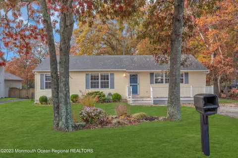 433 Oakland Ave, Egg Harbor Twp, NJ 08234