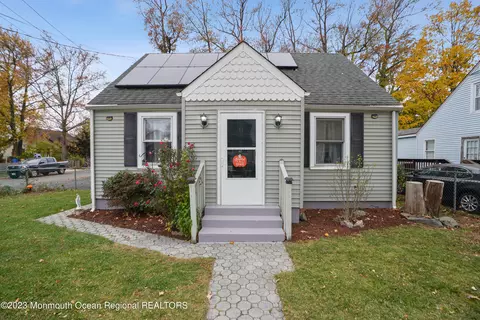 11 Willis Ave, Keansburg, NJ 07734