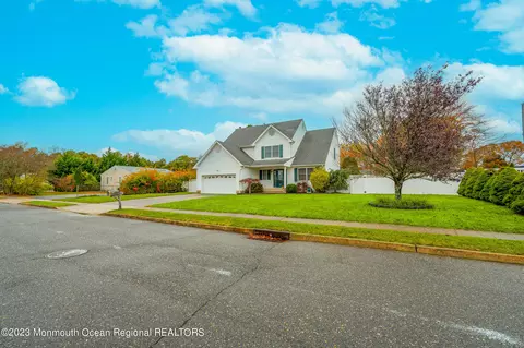 102 D St, Brick, NJ 08723 photo 2