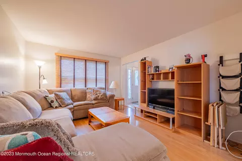 102 D St, Brick, NJ 08723 photo 21