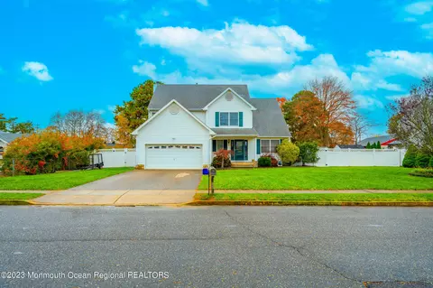 102 D St, Brick, NJ 08723 photo 3