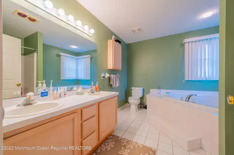 102 D St, Brick, NJ 08723 photo 25