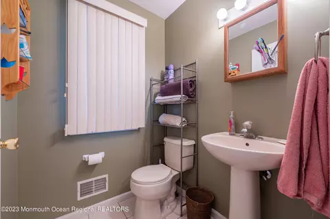 102 D St, Brick, NJ 08723 photo 26
