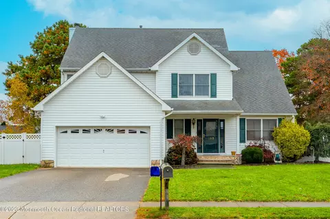 102 D St, Brick, NJ 08723 photo 4