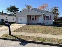 31 Lumsden St, Toms River, NJ 08757