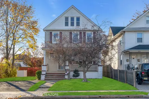 99 Thompson St, Raritan, NJ 08869