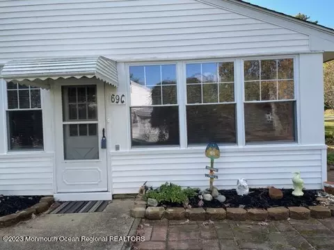 69 Hope Rd #C, Whiting, NJ 08759