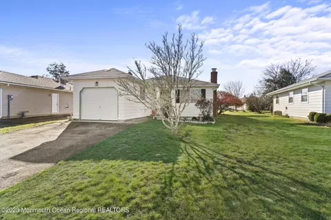 263 Charlotteville Dr N, Toms River, NJ 08757