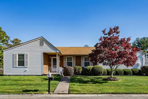 9 Amherst Rd #64, Whiting, NJ 08759