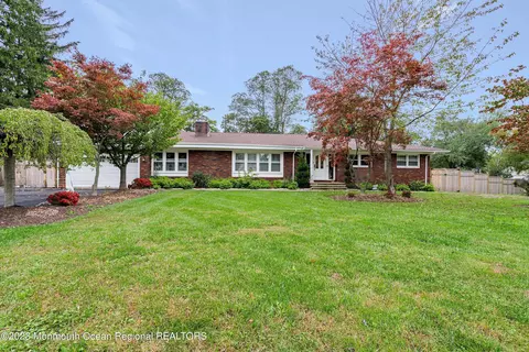 165 New Monmouth Rd, Middletown, NJ 07748
