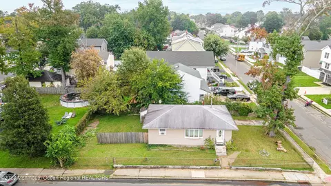 190 Twilight Ave, Keansburg, NJ 07734