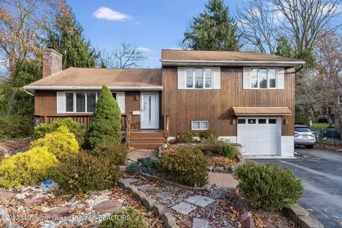 4 Woodland Ave, Butler, NJ 07405