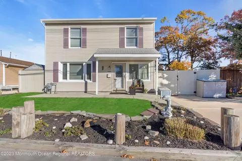 2205 Taylor Ave, Point Pleasant, NJ 08742