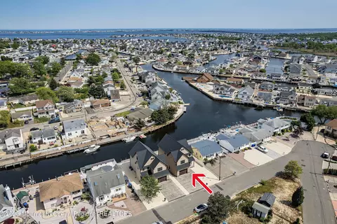 2544 Balfrey Dr, Toms River, NJ 08753