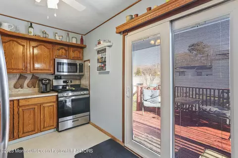 22 Farmbrook Dr, Old Bridge, NJ 08857 photo 15