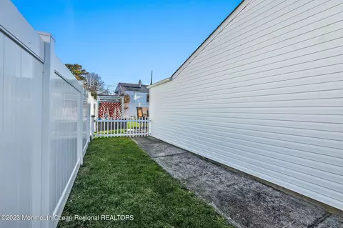 22 Farmbrook Dr, Old Bridge, NJ 08857 photo 23