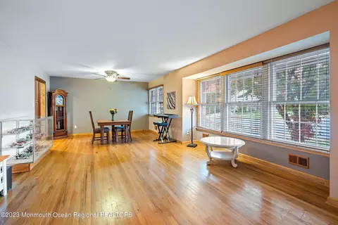 40 S Longview Rd, Howell, NJ 07731 photo 3