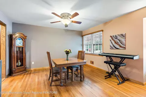 40 S Longview Rd, Howell, NJ 07731 photo 6