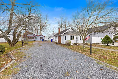 115 Lillie Rd, Toms River, NJ 08753