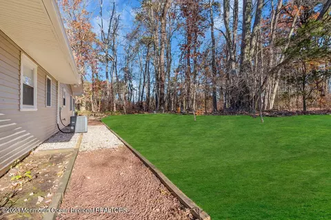 75 Markham Rd, Brick, NJ 08724 photo 3