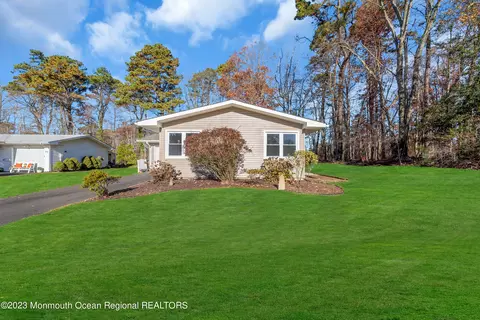 75 Markham Rd, Brick, NJ 08724 photo 2