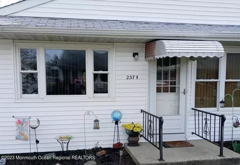 237 Columbine Ave #B, Whiting, NJ 08759