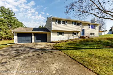 18 Forman Rd, Millstone, NJ 08535