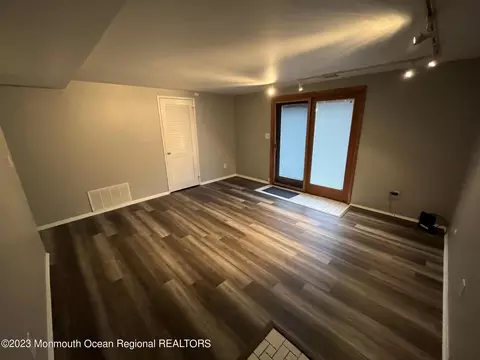1 Shaw Ct, Jackson, NJ 08527 photo 4