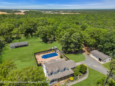 410 Vath St, Jackson, NJ 08527
