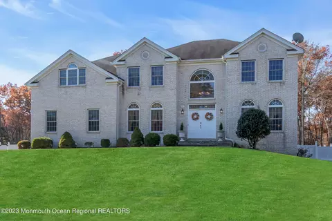 254 Leesville Rd, Jackson, NJ 08527