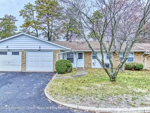 78 Buckingham Dr # C, Manchester, NJ 08759