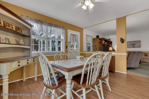 23 Kent Dr, Forked River, NJ 08731 photo 9