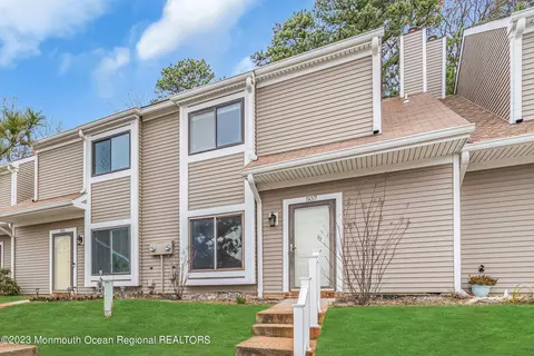 507 Sandra Pl, Brick, NJ 08724 photo 2