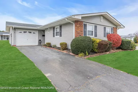 26 Tony Ct, Brick, NJ 08724